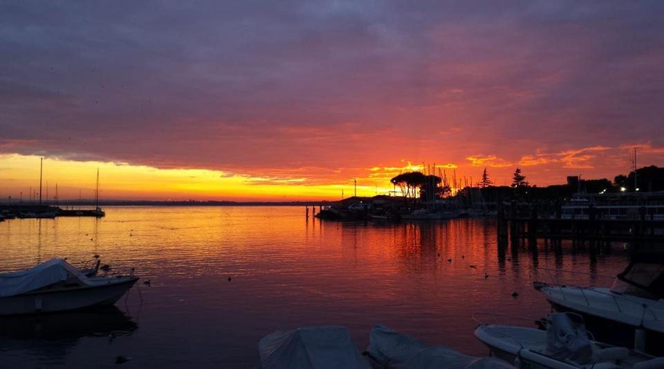 Appartamento Casa Vacanze Spiaggia D'Oro Desenzano del Garda Ngoại thất bức ảnh